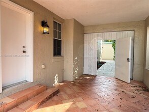 1654 SW 14th Terrace in Miami, FL - Building Photo - Building Photo