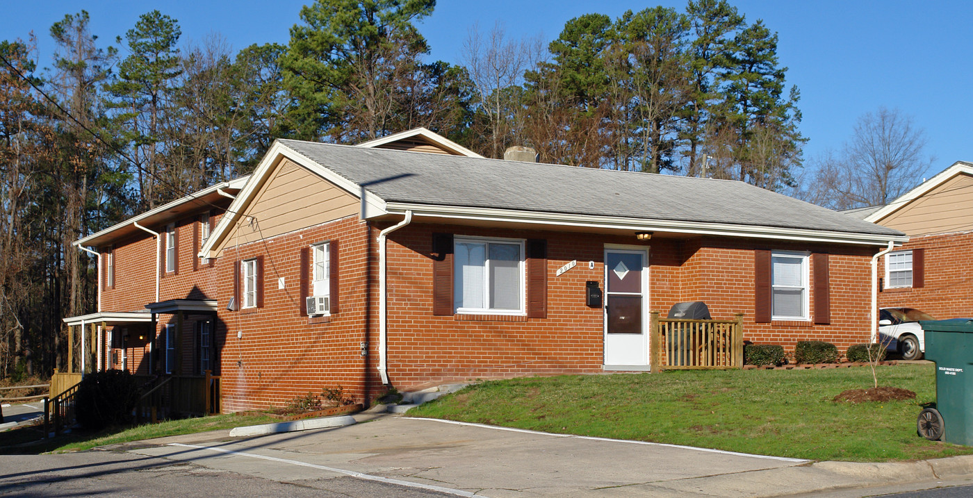 2010 Jersey Ave in Durham, NC - Building Photo