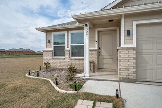 3201 Tarpan Ct in Providence Village, TX - Building Photo - Building Photo