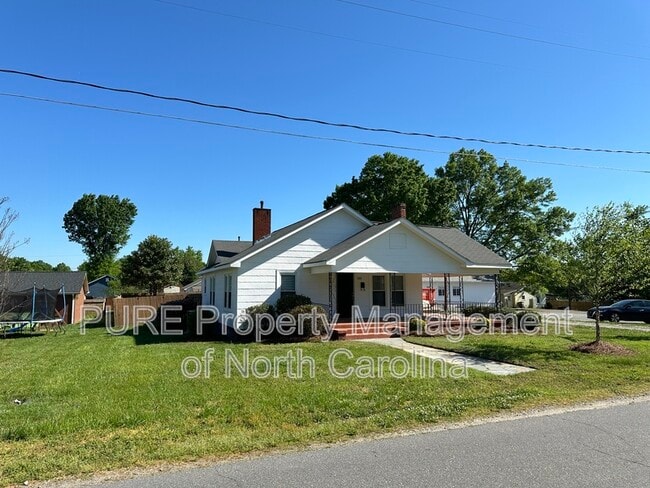property at 1103 Jackson St