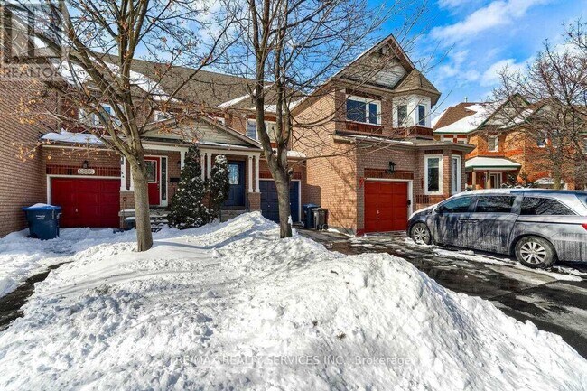 6888 Dillingwood Dr in Mississauga, ON - Building Photo - Building Photo