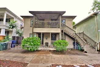 1233 V St in Sacramento, CA - Building Photo - Building Photo