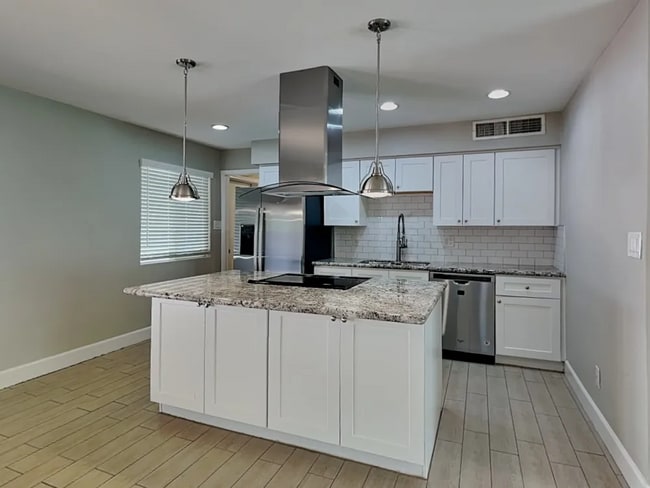 8703 E Valley View Rd in Scottsdale, AZ - Building Photo - Building Photo