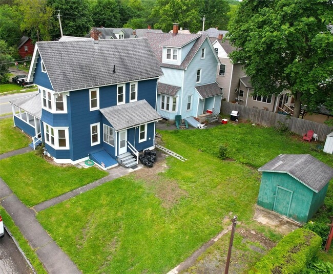 203 W Main St in Port Jervis, NY - Building Photo - Building Photo