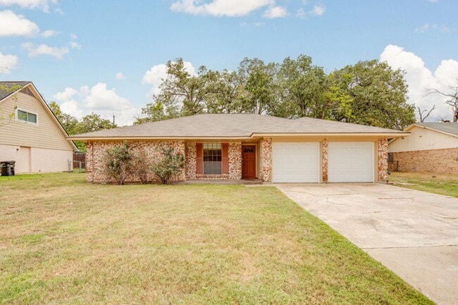 1201 Francis Dr