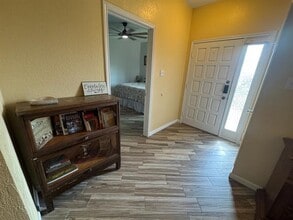 18040 Midway Rd in Dallas, TX - Building Photo - Building Photo