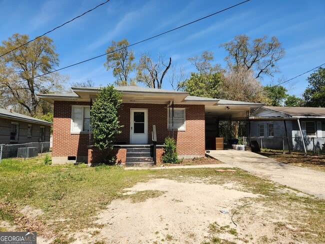 property at 1615 Sheffield Dr