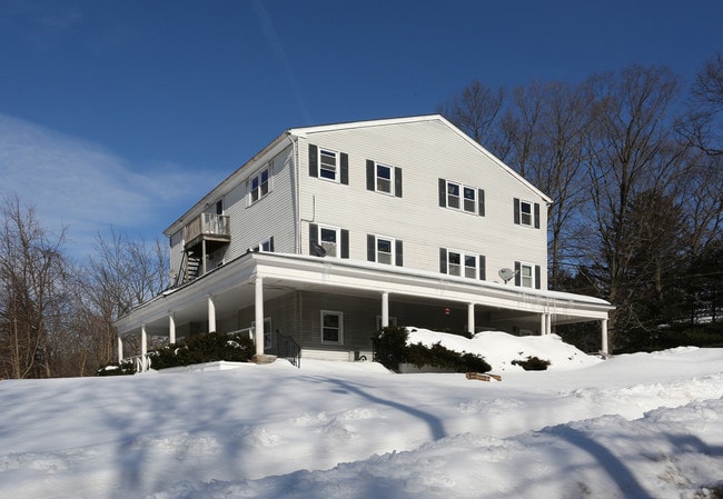 16 Atkins St in Meriden, CT - Building Photo - Building Photo