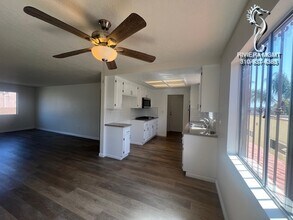 2230 S Alma St, Unit 1 in San Pedro, CA - Building Photo - Building Photo