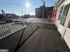 107 N High St in Millville, NJ - Building Photo