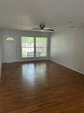 9428 Forest Hills Blvd in Dallas, TX - Building Photo - Building Photo