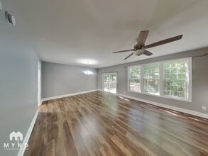 2412 Farlow Gap Ln in Raleigh, NC - Foto de edificio - Building Photo