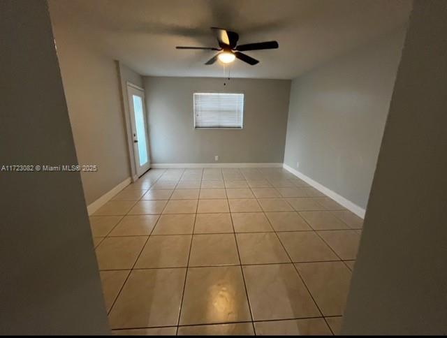 2700 Coral Springs Dr in Coral Springs, FL - Building Photo - Building Photo