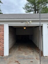 35 Jamestown Dr, Unit 35A Jamestown Drive in Springfield, MA - Building Photo - Building Photo