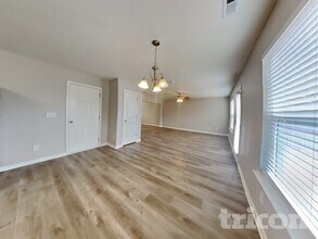 27 Anna Maria Ct in Lillington, NC - Building Photo - Building Photo