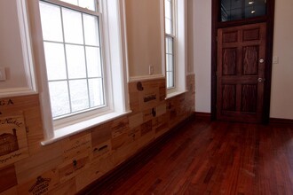 1510 W Thomas St, Unit J00W in Chicago, IL - Building Photo - Building Photo