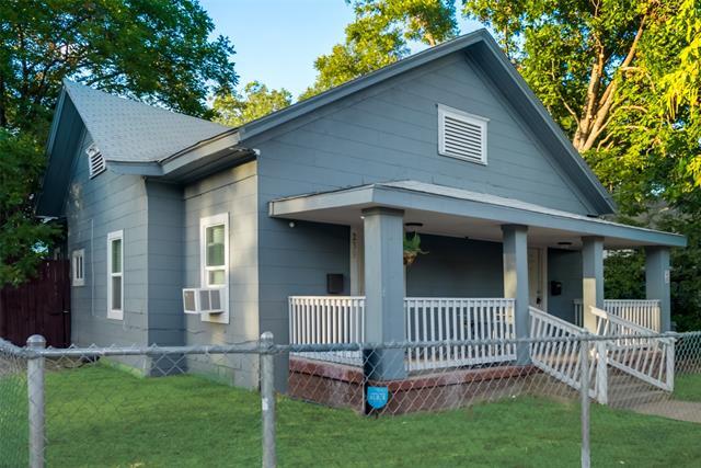 239 W Brooklyn Ave in Dallas, TX - Building Photo