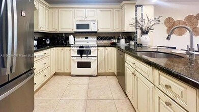 96000 Overseas Hwy, Unit W44 in Key Largo, FL - Building Photo - Building Photo