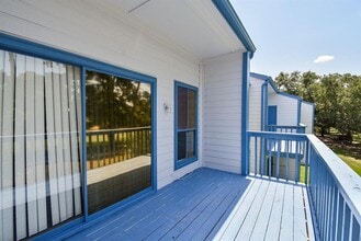 13151 Walden Rd in Montgomery, TX - Building Photo - Building Photo