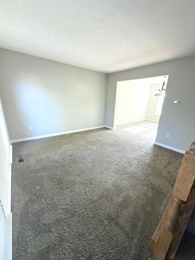 5184 Taylor Lake Ln in Liberty Township, OH - Building Photo - Building Photo