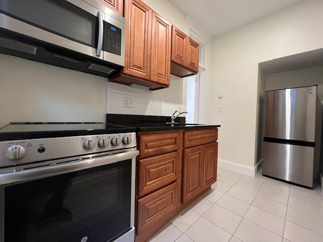 61 Park Dr, Unit 5