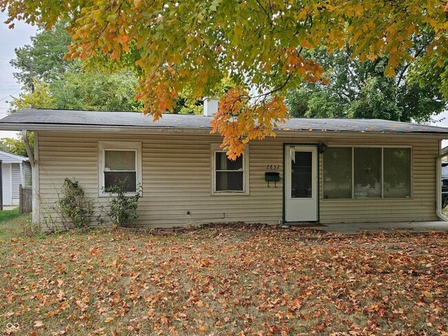 property at 2832 Falcon Dr