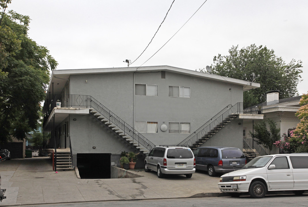 132 N 5th St in San Jose, CA - Building Photo