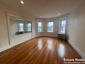 41 Orkney Rd, Unit 2 in Boston, MA - Building Photo - Building Photo