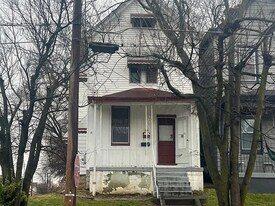 300 Washington Ave in St Bernard, OH - Building Photo