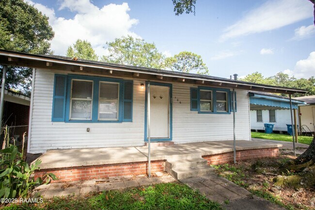 106 Doc Duhon St in Lafayette, LA - Building Photo - Building Photo
