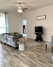 148 Emerald Garden Rd in San Marcos, TX - Building Photo - Building Photo