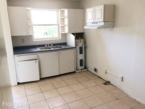 543 Division St in Daytona Beach, FL - Building Photo - Building Photo