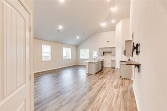 312 Empress Tree Dr in Leander, TX - Building Photo - Building Photo