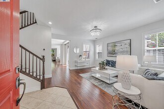 260 Abigail Cir in Danville, CA - Building Photo - Building Photo