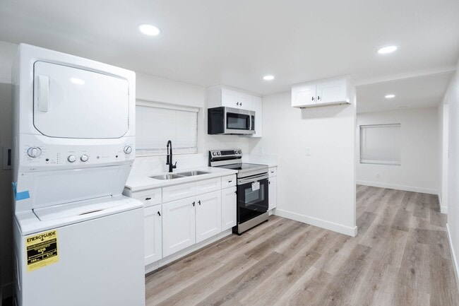 35070 Ave B in Yucaipa, CA - Building Photo - Building Photo