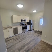 1531 Cloquet Ave, Unit 1 Bedroom walkout in Cloquet, MN - Building Photo - Building Photo
