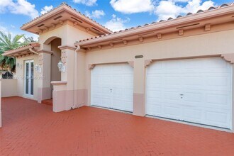 2280 SW 152nd Pl in Miami, FL - Building Photo - Building Photo