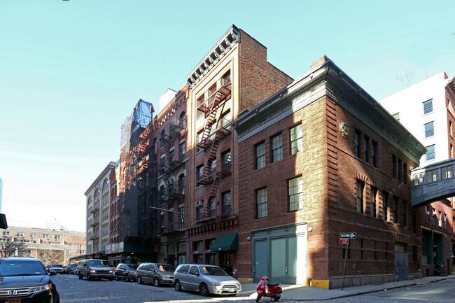 11 Jay St