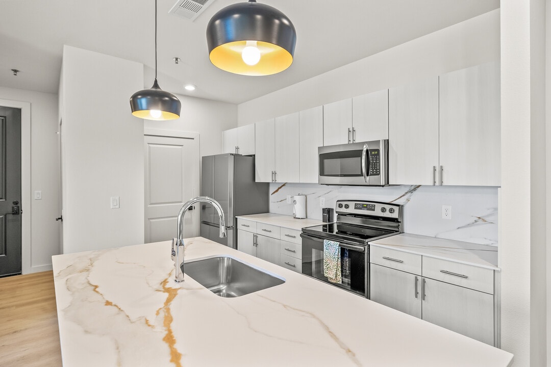 Fort Worth Meadows Apartments in Fort Worth, TX - Building Photo