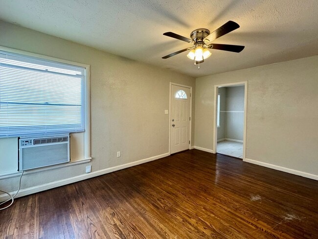 property at 719 N Colorado Ct