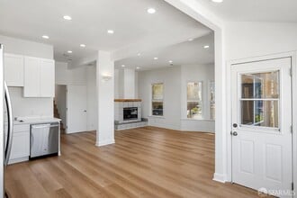 594 Vermont St in San Francisco, CA - Building Photo - Building Photo