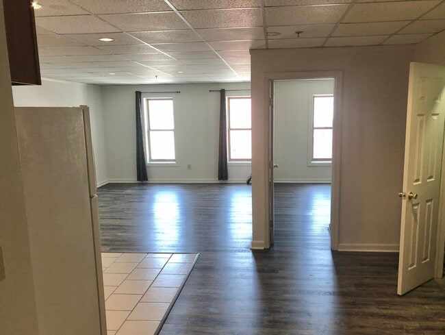 2002 E Carson St, Unit 1B