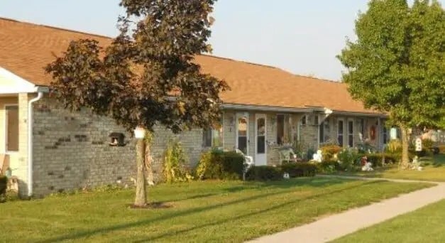 985 Meadow Ln in Kenton, OH - Building Photo - Building Photo