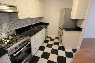 109 Brainerd Rd, Unit 130-1 in Boston, MA - Foto de edificio - Building Photo