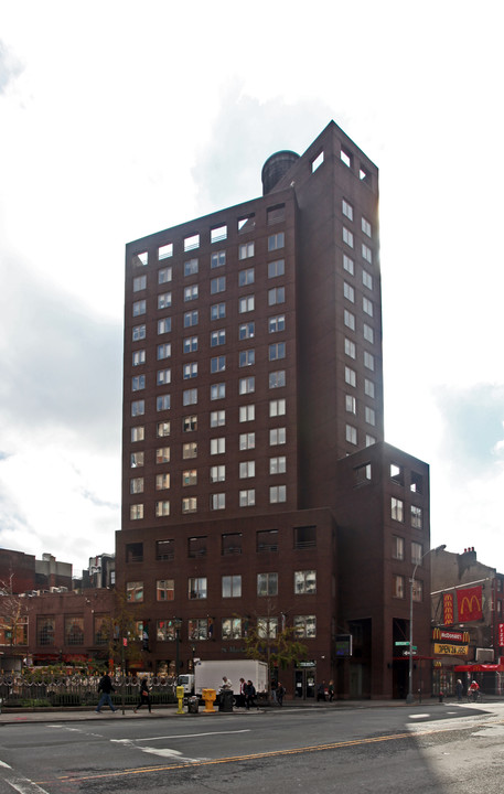 Cooper Union Residence Hall in New York, NY - Building Photo