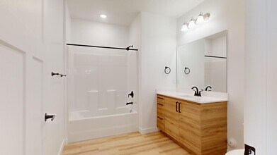 1135 W 250 S in Highland, UT - Building Photo - Building Photo