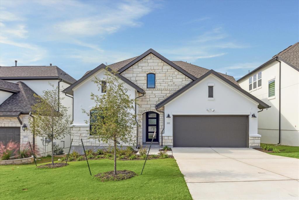 1909 Varese Path in Leander, TX - Building Photo