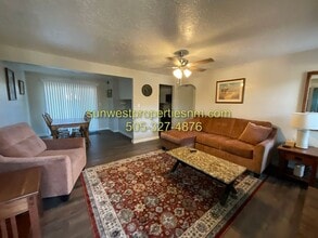1101 E Navajo St in Farmington, NM - Building Photo - Building Photo
