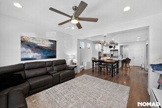 8195 Monte Vista Cir in Littleton, CO - Foto de edificio - Building Photo