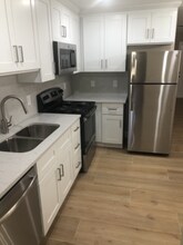 276 SW 5th Ct in Deerfield Beach, FL - Foto de edificio - Building Photo